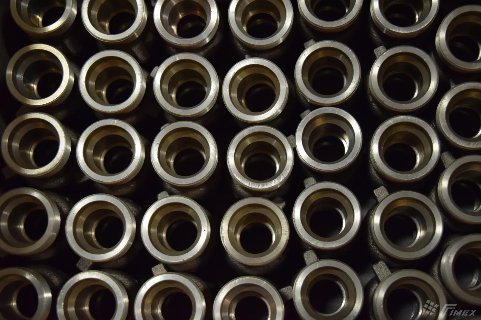 Arreglo de Bujes Roscados